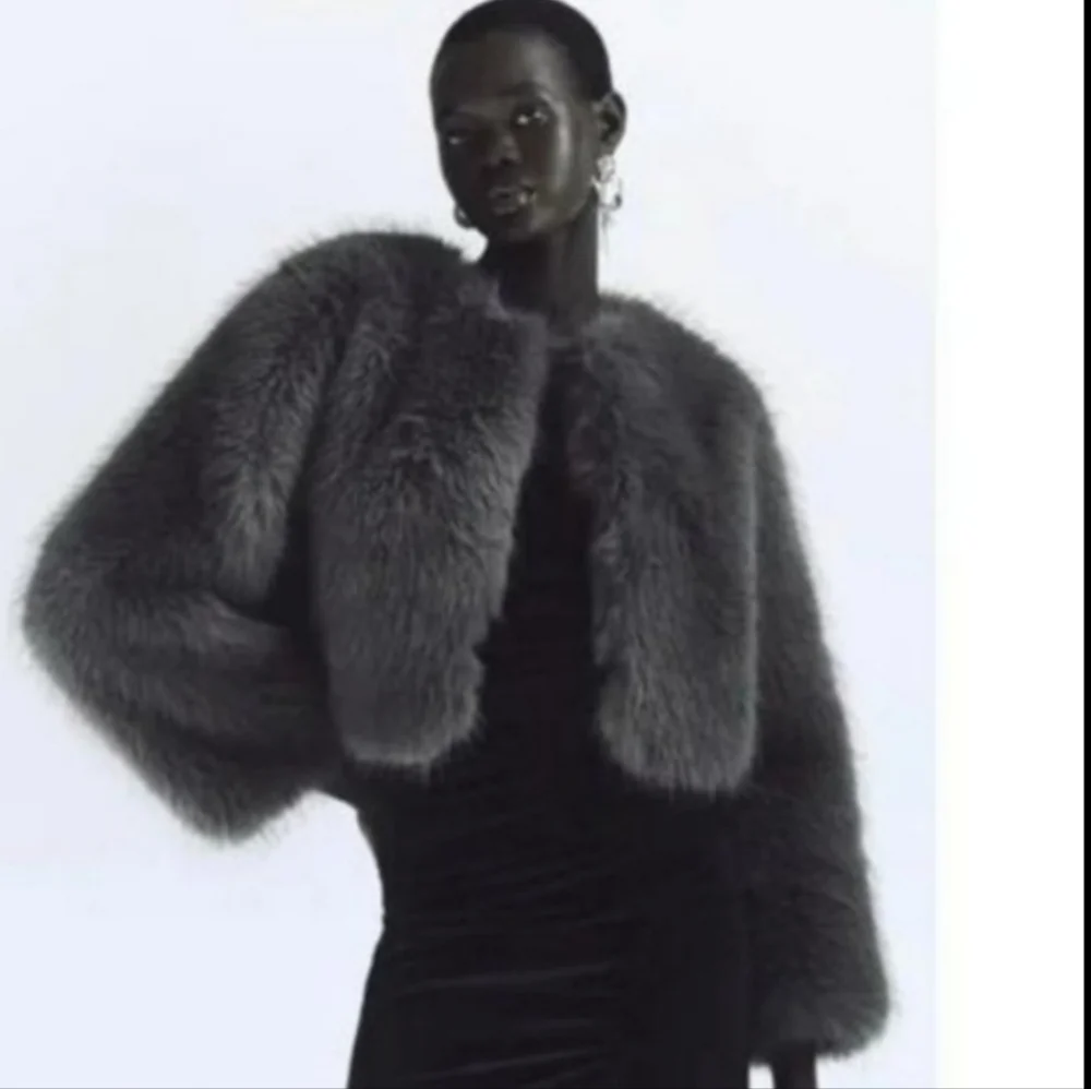 ZARA CROPPED FAUX FUR JACKET Size XS and S